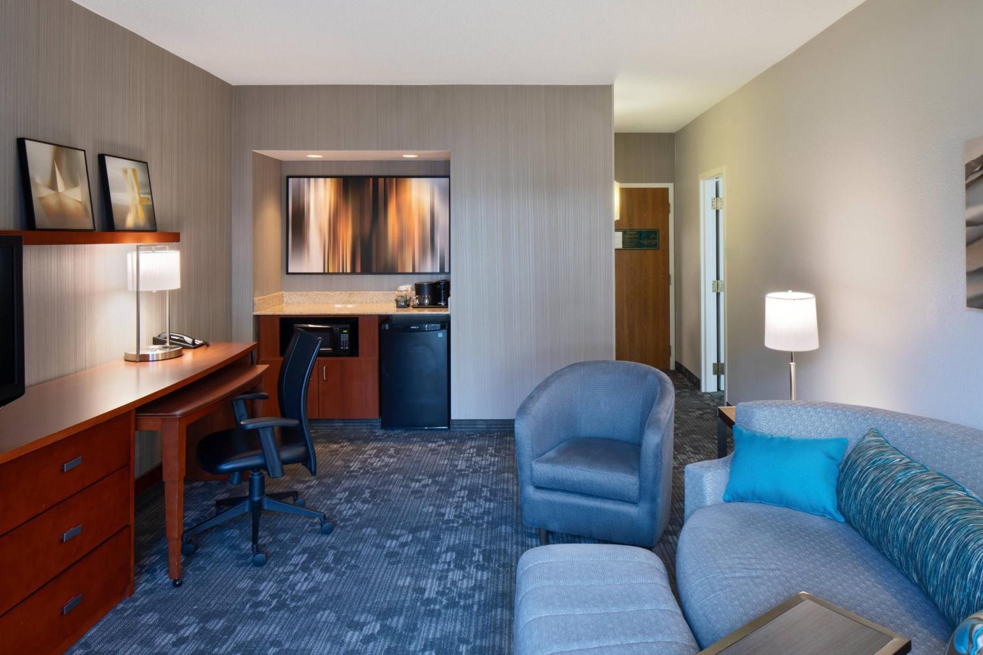 Courtyard Cincinnati Blue Ash Exteriör bild